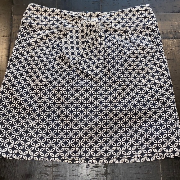 Grace Dresses & Skirts - Grace Eyelet Bow Front Black White Lined Skirt 10​